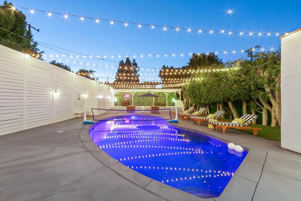 Studio City Contemporary Villa With Pool Sleeps 10 로스앤젤레스 외부 사진